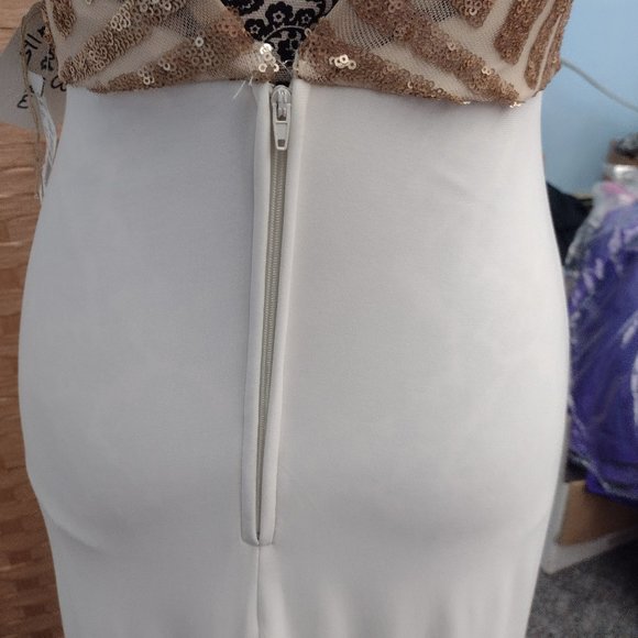 David's Bridal Bridesmaid Halter Dress, size 3 - Picture 6 of 6